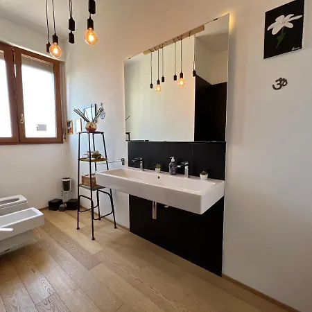 Rooftop In Historical Center Διαμέρισμα Μπολόνια